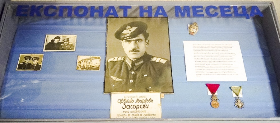 В Деня на българските ВВС:  Почитаме двама летци-герои, единият няма паметник